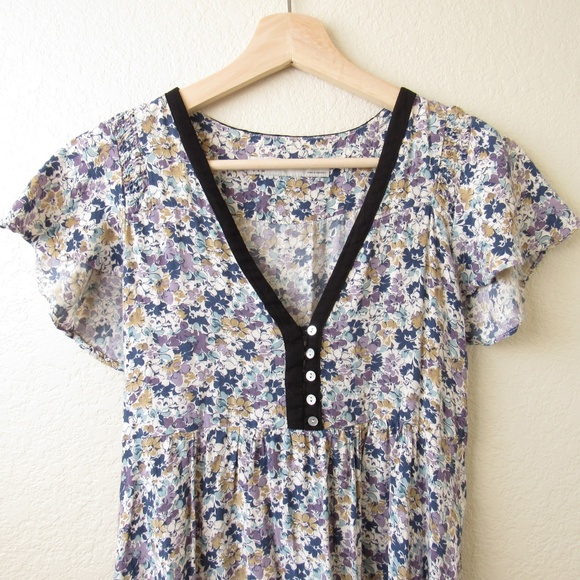 ZARA • Floral Flutter Sleeve Dress - Picture 3 of 7